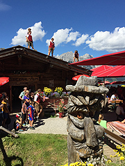 R&uuml;bezahl Alm 2016 feierte das : 6. Goaslschnoitza Fest in Ellmau am Wilden Kaiser (&copy;Foto. Martin Schmitz)